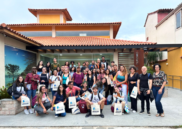BÚZIOS RECEBE VISITA TÉCNICA DE ALUNOS DO CURSO DE TURISMO E HOTELARIA DA UFF