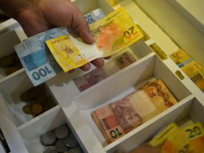 PORTABILIDADE DE CONSIGNADO PARA CLT ENTRE BANCOS COMEÇA A VALER