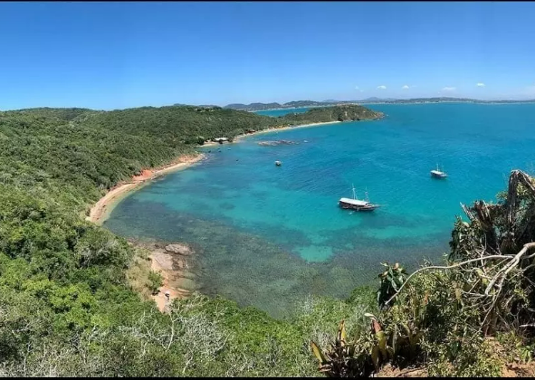 PREFEITURA DE BÚZIOS FORMALIZA INSCRIÇÃO DE QUATRO PRAIAS DO MUNICÍPIO NO PROGRAMA BANDEIRA AZUL PARA TEMPORADA 2024-2025