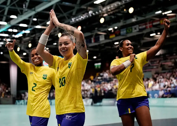 HANDEBOL: BRASIL ESTREIA EM PARIS COM VITÓRIA IMPECÁVEL CONTRA ESPANHA