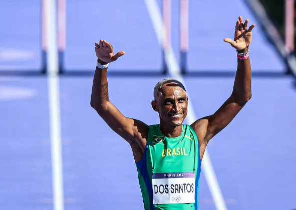 ALISON DOS SANTOS E MATHEUS LIMA VÃO À SEMI DOS 400M COM BARREIRAS