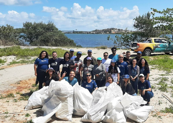 PROJETO ALBATROZ ORGANIZA MUTIRÃO DE LIMPEZA DE PRAIA NESTE SÁBADO (14) 