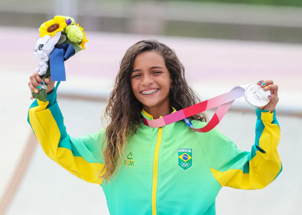 COM VIRADA NO FIM, RAYSSA LEAL É BICAMPEÃ MUNDIAL DE SKATE STREET