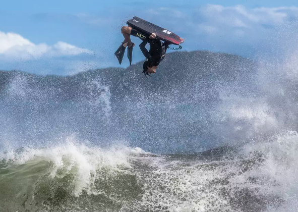 ETAPA ESTADUAL DE BODYBOARD ACONTECE NA PRAIA DE TUCUNS NO DIA 2 DE NOVEMBRO