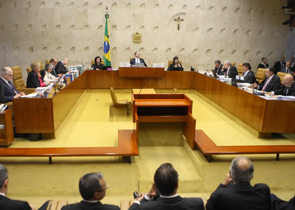 MAIORIA DO STF VOTA POR MANTER SÍMBOLOS RELIGIOSOS EM ÓRGÃOS PÚBLICOS