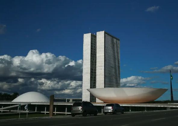 CÂMARA APROVA PROJETO QUE CONSIDERA HEDIONDO HOMICÍDIO DE IDOSO