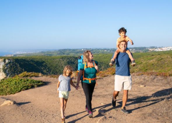 CONFIRA COMO PREPARAR UMA VIAGEM COM SEGURANÇA PARA CURTIR AS FÉRIAS DE VERÃO COM AS CRIANÇAS