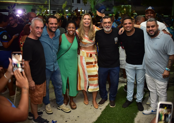 A CIDADE TERÁ DUAS ESCOLAS DESFILANDO NA ELITE DO SAMBA COM VITÓRIA DA ACADÊMICOS DE NITERÓI