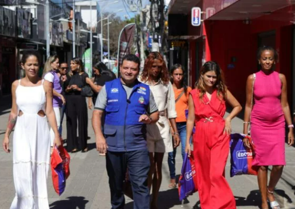 MULHERES EM SITUAÇÃO DE RUA RECEBEM TRATAMENTO DE BELEZA E RESGATAM AUTOESTIMA NO DIA INTERNACIONAL DA MULHER