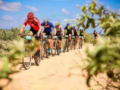 BÚZIOS RECEBE ETAPA FINAL DO XTERRA BRASIL