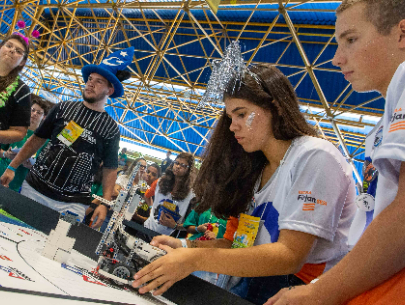 QUATRO EQUIPES DA REGIÃO SERRANA PARTICIPAM DE TORNEIO SESI DE ROBÓTICA NO RIO DE JANEIRO